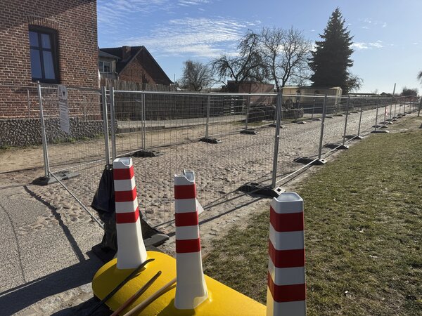 Bild vergr&ouml;&szlig;ern: Quecksilberbeprobung am Molochsberg in Cheine