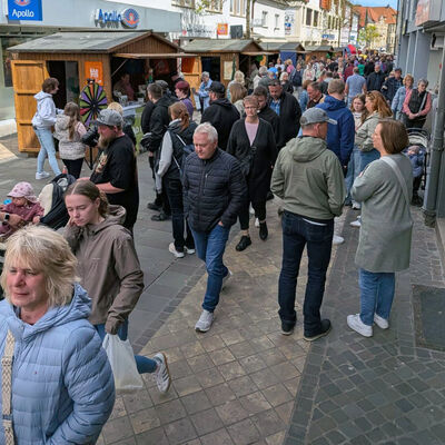 Bild vergr&ouml;&szlig;ern: Auf dem Warburger Hansefest war einiges los: auch Salzwedel war zu Gast