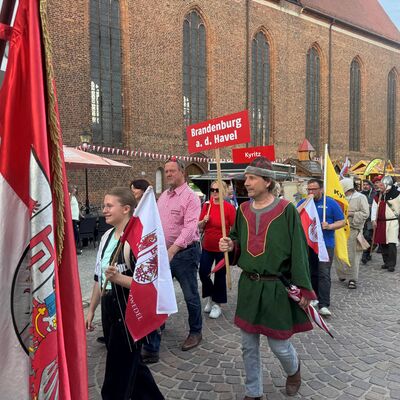 Bild vergr&ouml;&szlig;ern: Hansefest 2026 - Der Freitag
