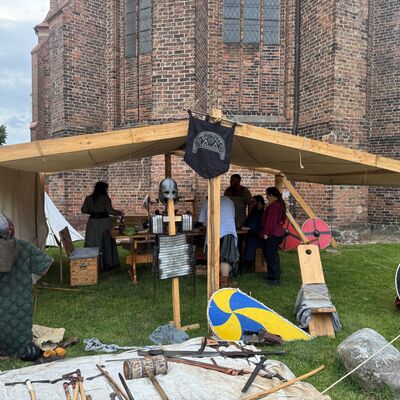 Bild vergr&ouml;&szlig;ern: Hansefest 2026 - Der Freitag