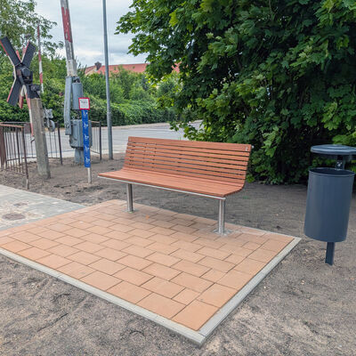 Bild vergr&ouml;&szlig;ern: Die neue Sitzgelegenheit nahe der Uelzener Stra�e