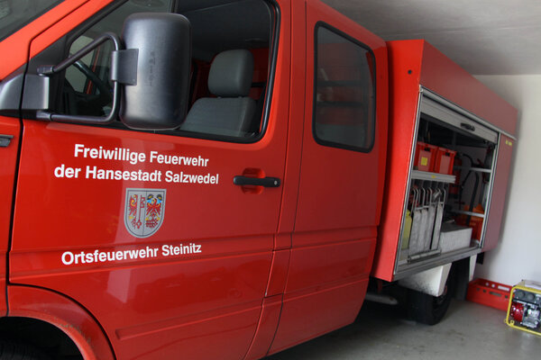 Bild vergr&ouml;&szlig;ern: Ortsfeuerwehr Steinitz - TSF