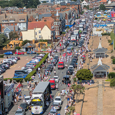 Bild vergr&ouml;&szlig;ern: Der Felixstower Carnival ist eine bunte, fr�hliche Party