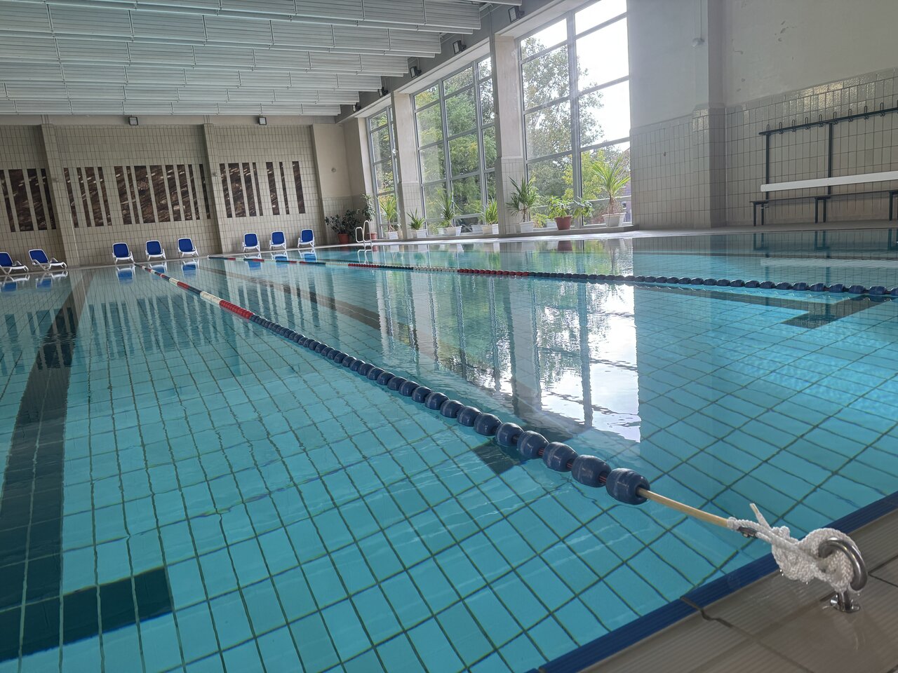 Bild vergr&ouml;&szlig;ern: Das Hallenbad in Salzwedel