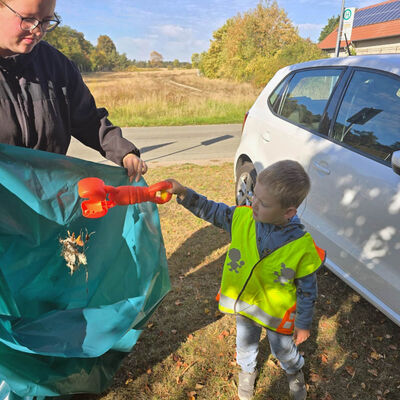 Bild vergr&ouml;&szlig;ern: Clean-Up-Day Seeben01