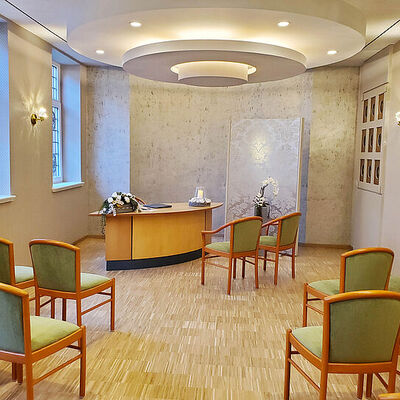 Bild vergr&ouml;&szlig;ern: Traurort - Trauzimmer im Rathaus