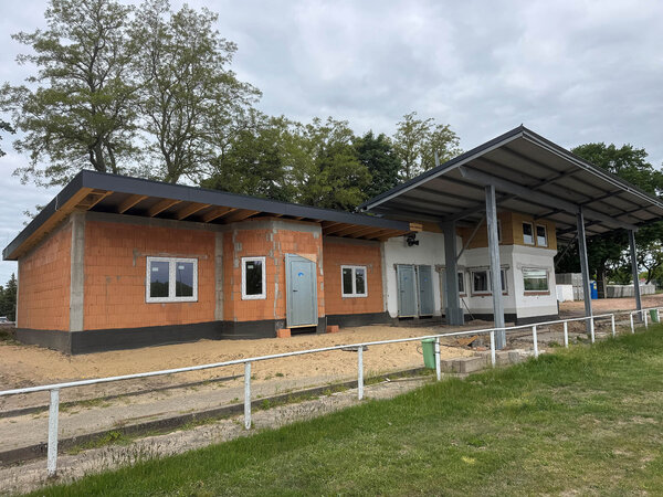 Bild vergr&ouml;&szlig;ern: F�rderprojekte Stadion Sanierung