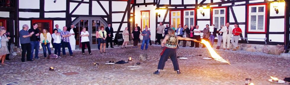 Feuershow im Hansehof