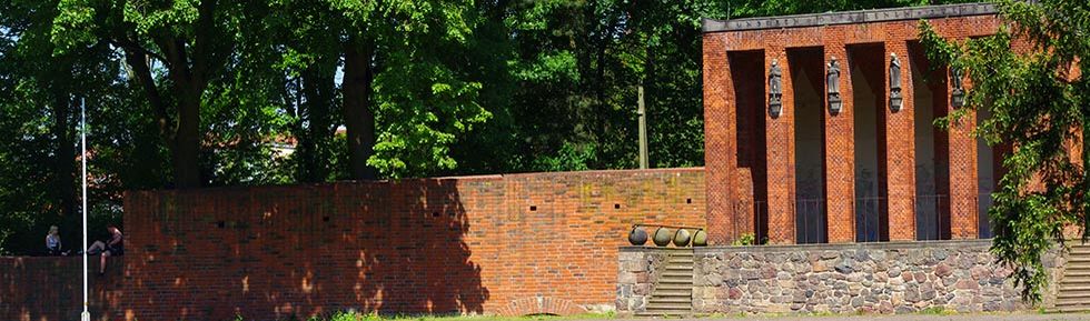 Denkmal zur Erinnerung an die Kriegsopfer im Burggarten